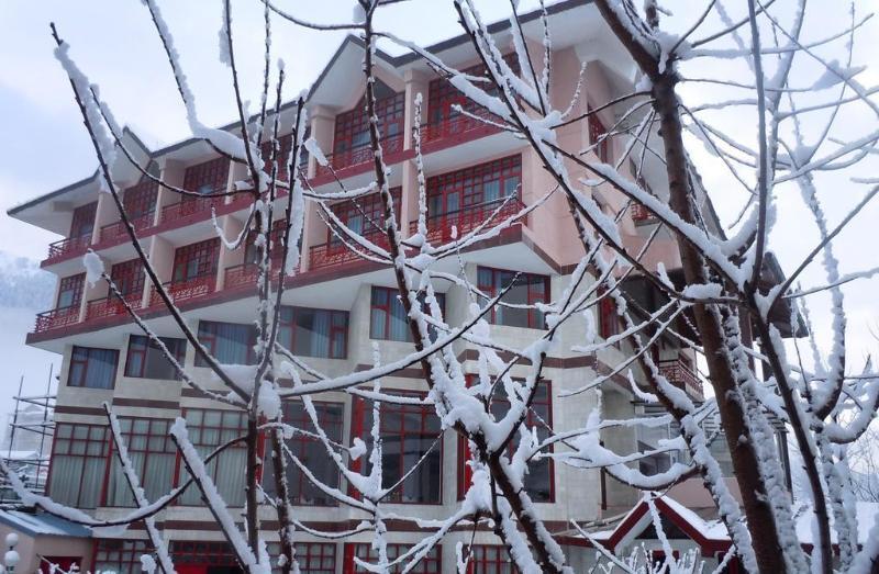 Готель Sterling Manali Екстер'єр фото